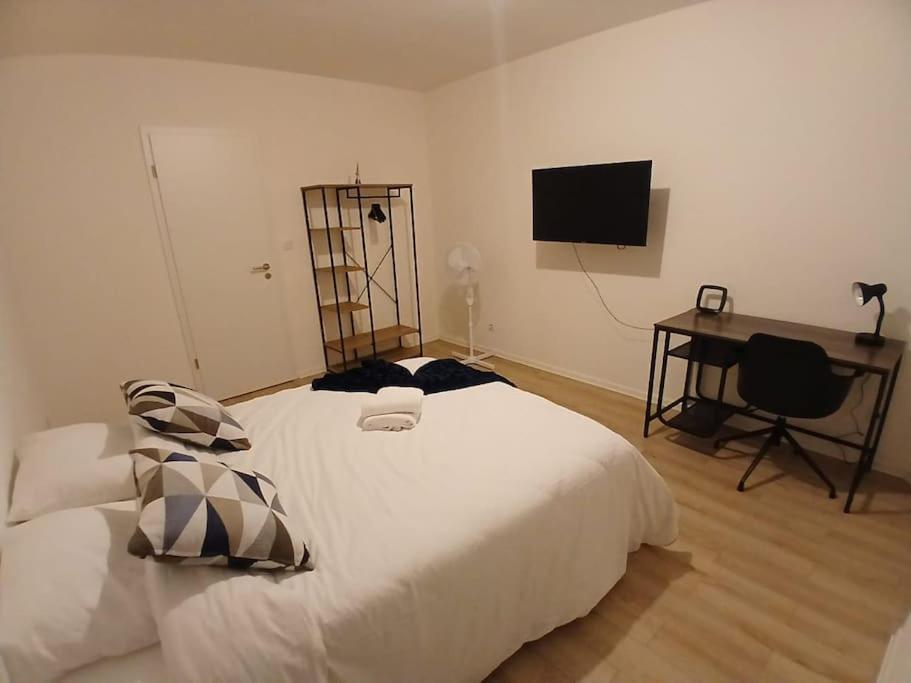 Appartement F1 Orchidee Mulhouse Kültér fotó